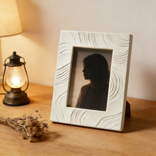 Flowing Wave Mini Relief Photo Frame